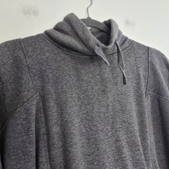 UGG Grey Cowl Neck Blanket Sweater Poncho Cape Kangaroo Pocket Loose soft lounge - Picture 4 of 13